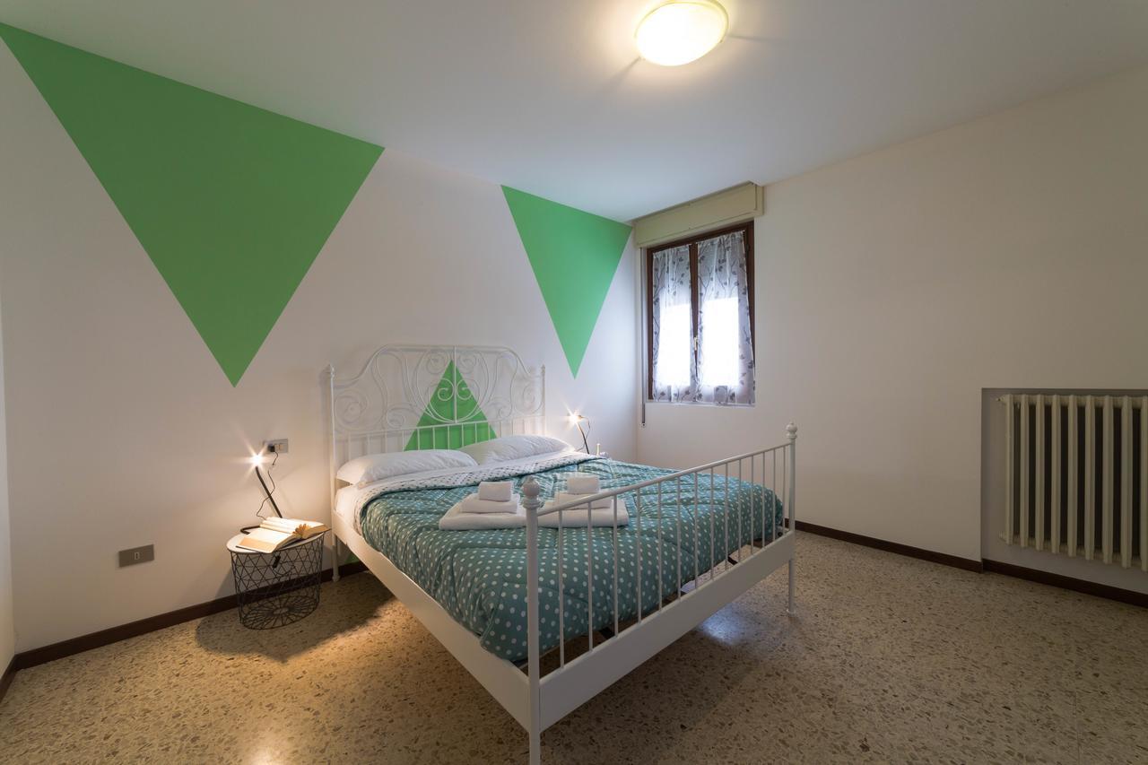Isa Sirmione Apartments Oda fotoğraf